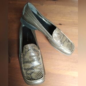 Vintage Naturalizer Brazilian Leather Loafers with Snakeskin Detail